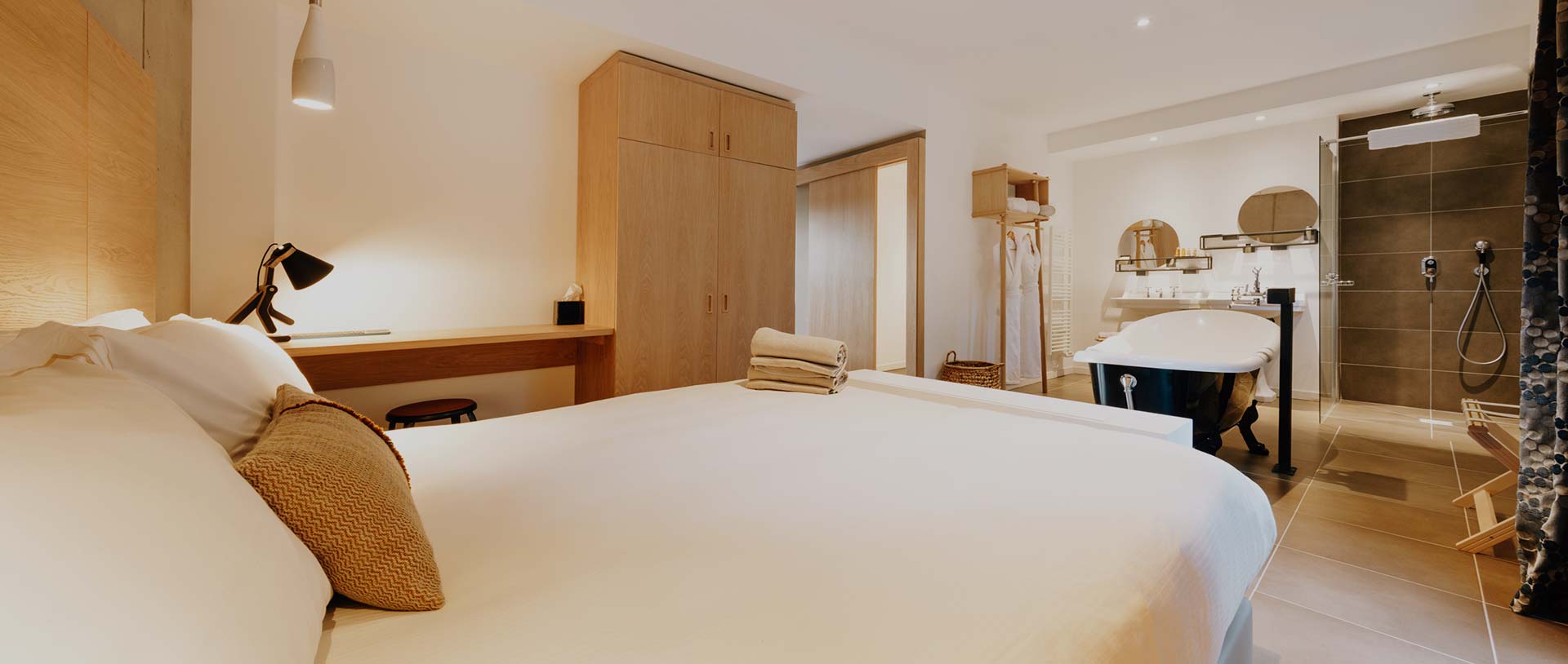 Chambre avec baignoire dans Suite Supérieure centre-ville Porto-Vecchio